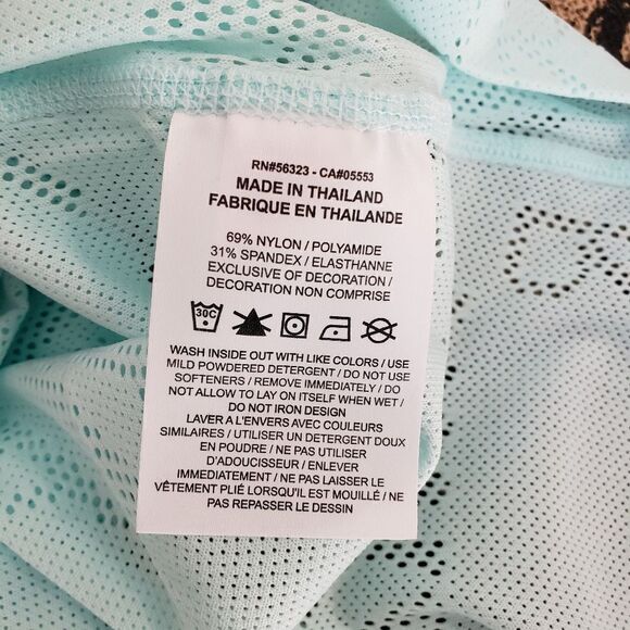 NWT NIKE Dri-Fit Baby Blue Lightweight Running Top - Picture 14 of 14